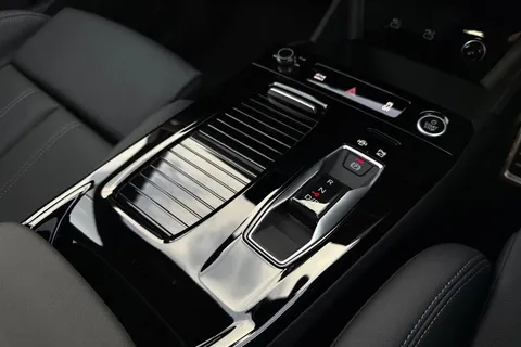  Audi Q6 E-Tron 83kWh S line Auto 5dr Thumbnail #20