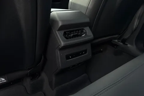  Audi Q6 E-Tron 83kWh S line Auto 5dr Thumbnail #31