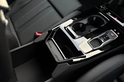  Audi Q6 E-Tron 83kWh S line Auto 5dr Thumbnail #33