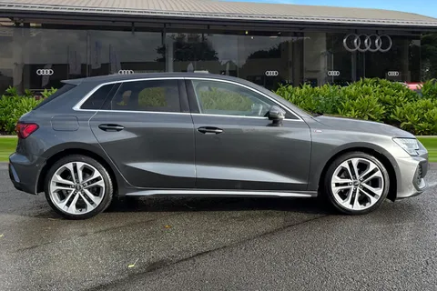 PN25HAU Audi A3 S line 35 TFSI 150 PS S tronic Thumbnail #4