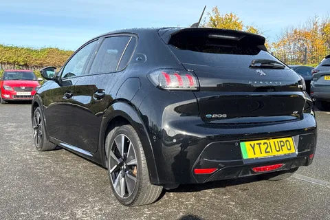 8 of 67 for PEUGEOT 208 100kW GT Premium 50kWh 5dr Auto