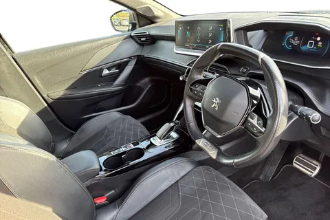 14 of 67 for PEUGEOT 208 100kW GT Premium 50kWh 5dr Auto