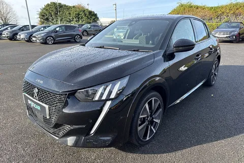 27 of 67 for PEUGEOT 208 100kW GT Premium 50kWh 5dr Auto