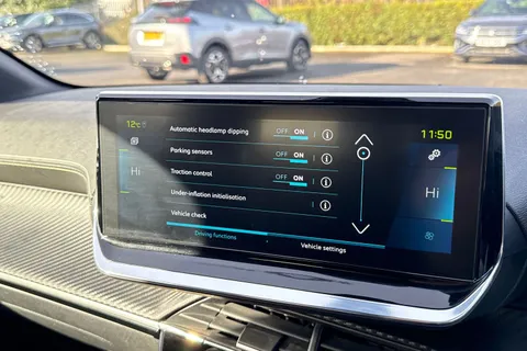 53 of 67 for PEUGEOT 208 100kW GT Premium 50kWh 5dr Auto