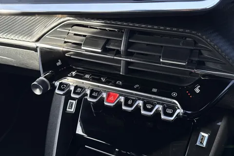 59 of 67 for PEUGEOT 208 100kW GT Premium 50kWh 5dr Auto