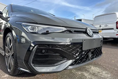 Volkswagen Golf 1.5 eTSI MHEV Black Edition DSG Euro 6 (s/s) 5dr Thumbnail #9