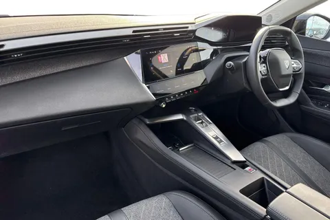 14 of 66 for PEUGEOT 408 1.6 12.4kWh Allure Premium Fastback e-EAT Euro 6 (s/s) 5dr