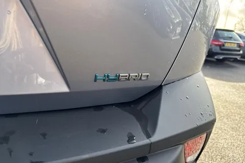 34 of 66 for PEUGEOT 408 1.6 12.4kWh Allure Premium Fastback e-EAT Euro 6 (s/s) 5dr