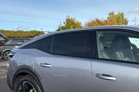 36 of 66 for PEUGEOT 408 1.6 12.4kWh Allure Premium Fastback e-EAT Euro 6 (s/s) 5dr