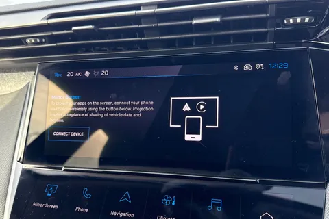 47 of 66 for PEUGEOT 408 1.6 12.4kWh Allure Premium Fastback e-EAT Euro 6 (s/s) 5dr