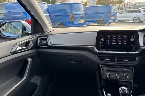 Volkswagen T-Cross 1.0 TSI Match Euro 6 (s/s) 5dr Thumbnail #20