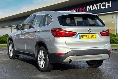 2 of 51 for BMW X1 sDrive 18i SE 5dr