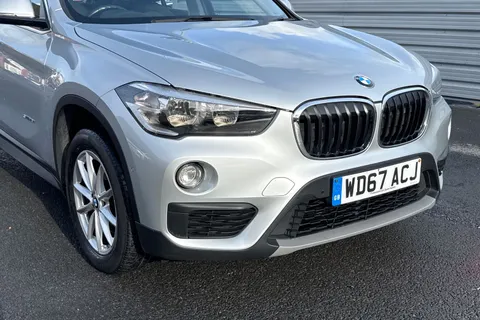 9 of 51 for BMW X1 sDrive 18i SE 5dr