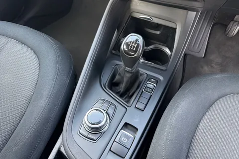 23 of 51 for BMW X1 sDrive 18i SE 5dr