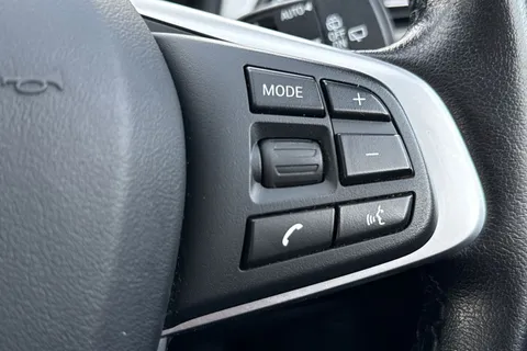 34 of 51 for BMW X1 sDrive 18i SE 5dr