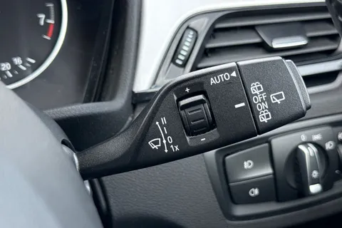 43 of 51 for BMW X1 sDrive 18i SE 5dr