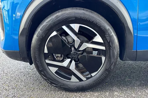 12 of 65 for PEUGEOT e-2008 50kWh Allure Auto 5dr (7kW Charger)