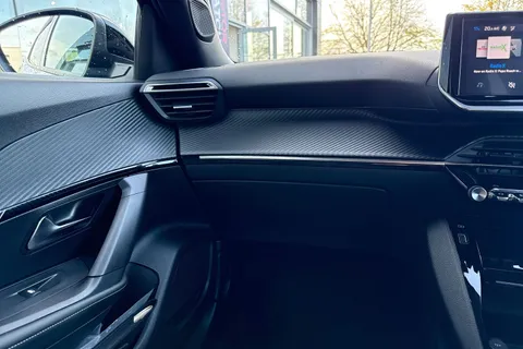 19 of 65 for PEUGEOT e-2008 50kWh Allure Auto 5dr (7kW Charger)