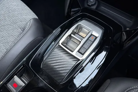 22 of 65 for PEUGEOT e-2008 50kWh Allure Auto 5dr (7kW Charger)