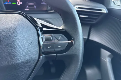 39 of 65 for PEUGEOT e-2008 50kWh Allure Auto 5dr (7kW Charger)