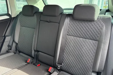 19 of 64 for Volkswagen Tiguan 1.4 TSI SE Navigation Euro 6 (s/s) 5dr