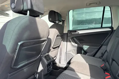 35 of 64 for Volkswagen Tiguan 1.4 TSI SE Navigation Euro 6 (s/s) 5dr