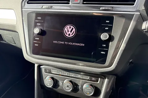 41 of 64 for Volkswagen Tiguan 1.4 TSI SE Navigation Euro 6 (s/s) 5dr