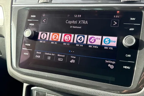 42 of 64 for Volkswagen Tiguan 1.4 TSI SE Navigation Euro 6 (s/s) 5dr