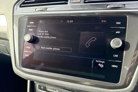 44 of 64 for Volkswagen Tiguan 1.4 TSI SE Navigation Euro 6 (s/s) 5dr