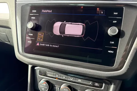 50 of 64 for Volkswagen Tiguan 1.4 TSI SE Navigation Euro 6 (s/s) 5dr