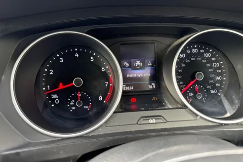 56 of 64 for Volkswagen Tiguan 1.4 TSI SE Navigation Euro 6 (s/s) 5dr