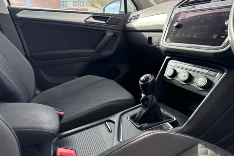 61 of 64 for Volkswagen Tiguan 1.4 TSI SE Navigation Euro 6 (s/s) 5dr