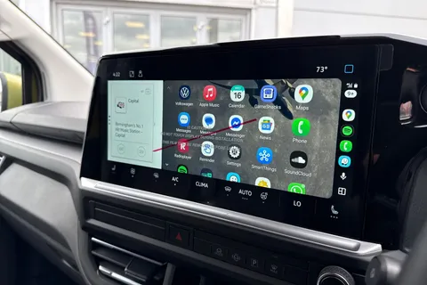 BA25KXR Volkswagen Transporter 2.0 TDI 150 Commerce Pro Van Automatic Thumbnail #40