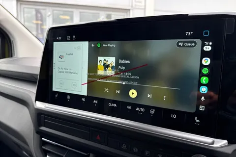 BA25KXR Volkswagen Transporter 2.0 TDI 150 Commerce Pro Van Automatic Thumbnail #42