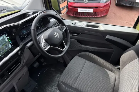 BA25KXR Volkswagen Transporter 2.0 TDI 150 Commerce Pro Van Automatic Thumbnail #45