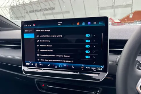  Volkswagen Id.7 Pro 77kWh Match Plus Fastback Auto 5dr Thumbnail #49