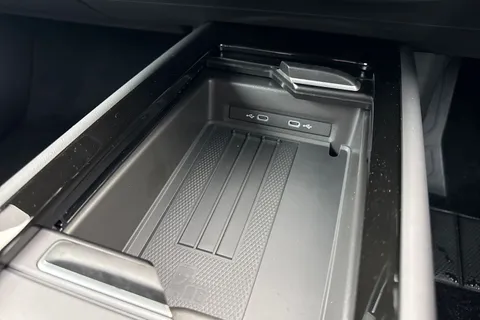  Volkswagen Id.7 Pro 77kWh Match Plus Fastback Auto 5dr Thumbnail #55