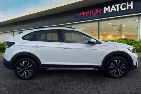 FD71OMG Volkswagen Taigo 1.0 TSI Life Euro 6 (s/s) 5dr Thumbnail #4