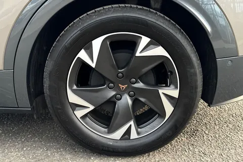 KP25VLG CUPRA Tavascan 77kWh V1 SUV Coupe Auto 5dr Thumbnail #12