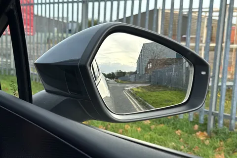 KP25VLG CUPRA Tavascan 77kWh V1 SUV Coupe Auto 5dr Thumbnail #22