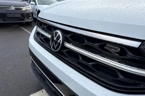  Volkswagen T-Roc 1.5 TSI Black Edition Plus SUV 5dr Petrol DSG Euro 6 (s/s) (150 ps) Thumbnail #25