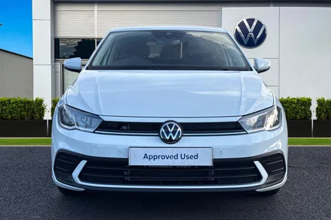 MV25VVT Volkswagen Polo 1.0 TSI Match 5dr **HEATED SEATS + FRONT SENSORS** Thumbnail #6