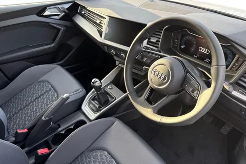  Audi A1 1.0 TFSI 30 Sport Sportback Euro 6 (s/s) 5dr Thumbnail #14