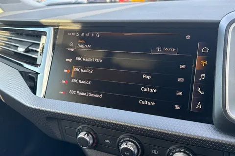  Audi A1 1.0 TFSI 30 Sport Sportback Euro 6 (s/s) 5dr Thumbnail #33