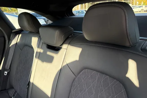 Audi A6 Avant 2.0 TDI Edition 1 S Tronic quattro Euro 6 (s/s) 5dr Thumbnail #14