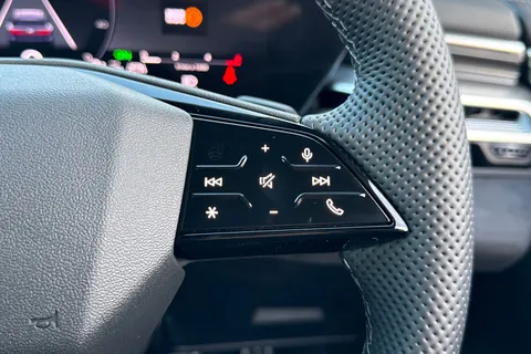 Audi A6 Avant 2.0 TDI Edition 1 S Tronic quattro Euro 6 (s/s) 5dr Thumbnail #26