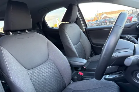 LJ23JLE Toyota Yaris 1.5 VVT-h Design E-CVT Euro 6 (s/s) 5dr Thumbnail #25