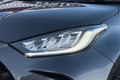 LJ23JLE Toyota Yaris 1.5 VVT-h Design E-CVT Euro 6 (s/s) 5dr Thumbnail #28