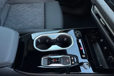 Audi A6 Avant 2.0 TDI Edition 1 S Tronic quattro Euro 6 (s/s) 5dr Thumbnail #57