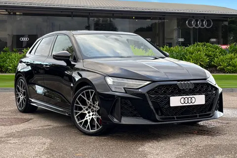  Audi RS 3 2.5 TFSI Carbon Vorsprung Sportback S Tronic quattro Euro 6 (s/s) 5dr Thumbnail #2